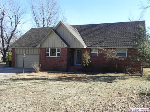 7827 Marilyn Lane