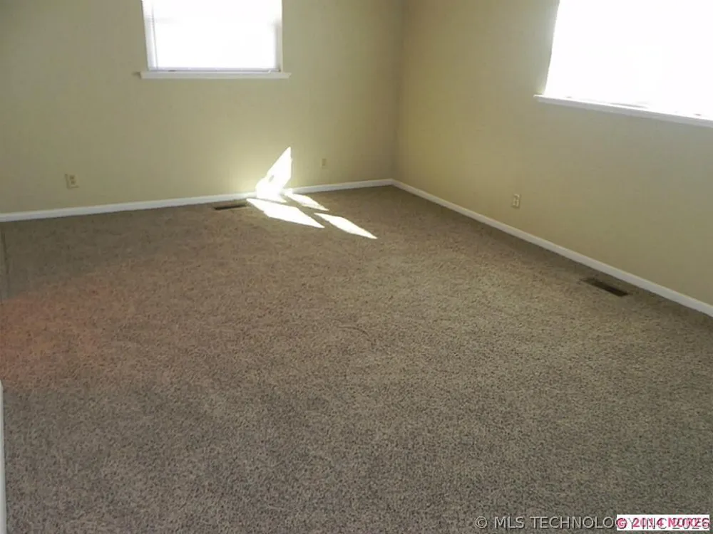 7827 Marilyn Lane Tulsa, OK 74131