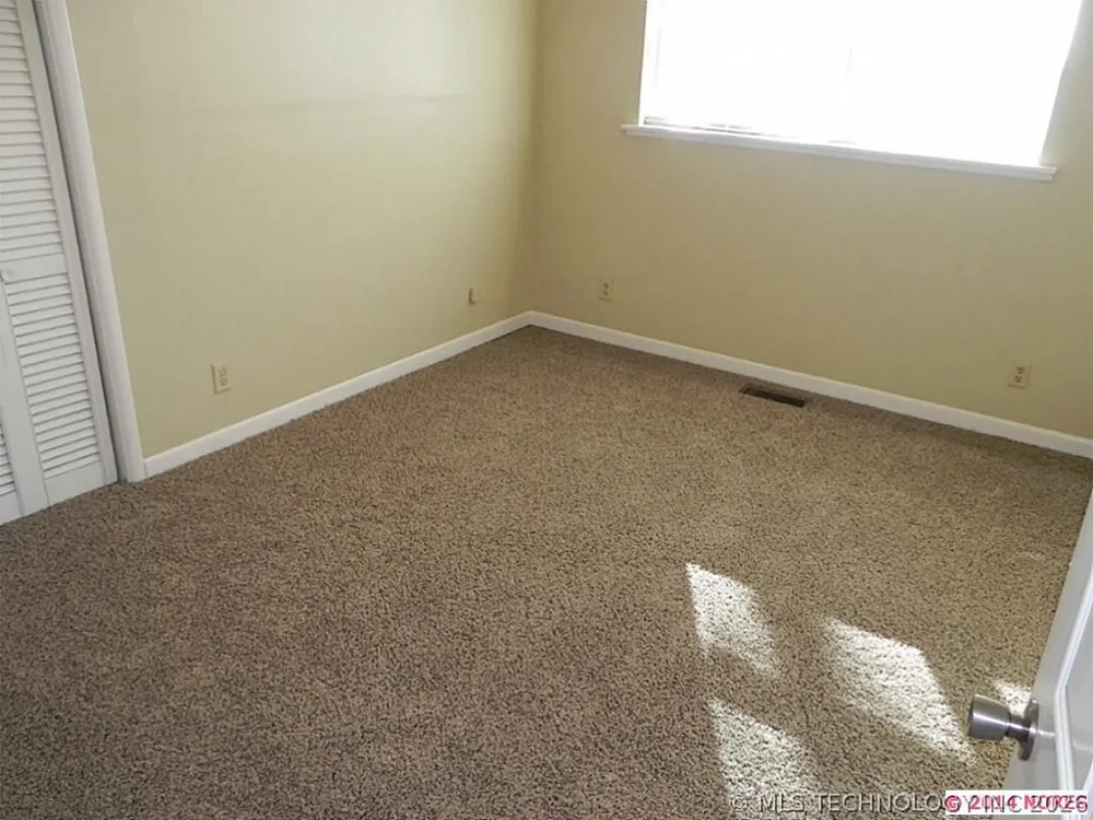 7827 Marilyn Lane Tulsa, OK 74131