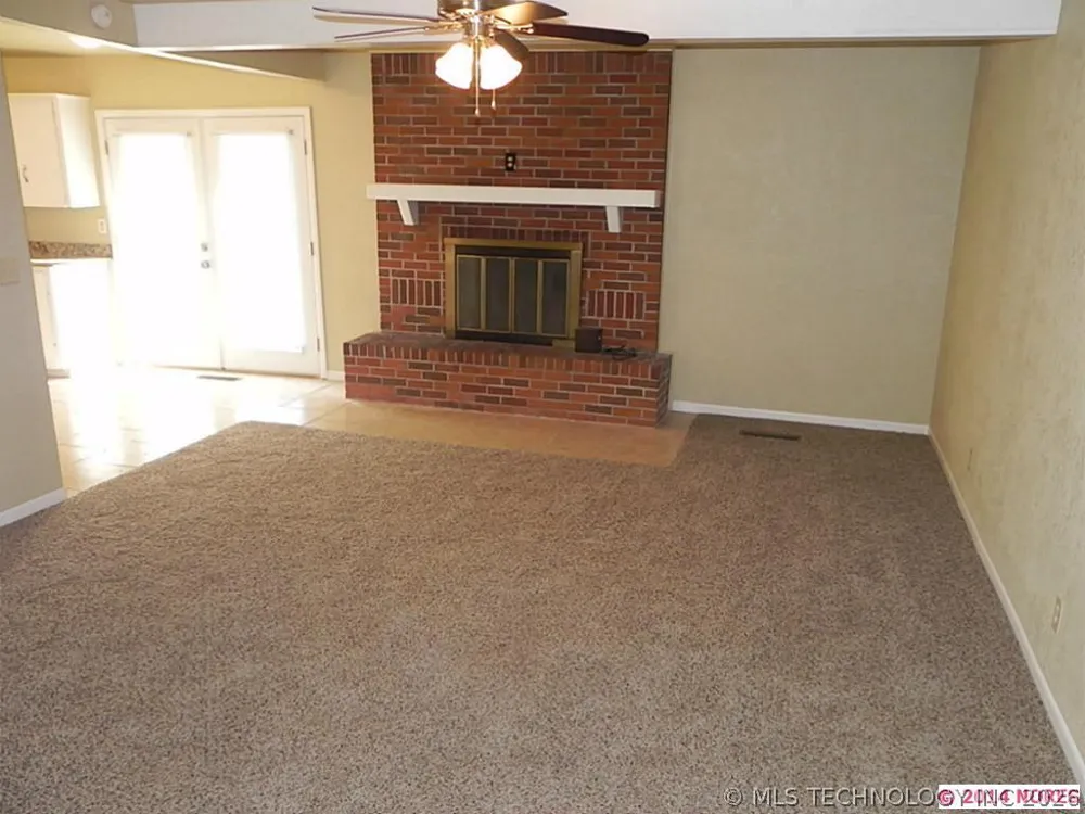 7827 Marilyn Lane Tulsa, OK 74131