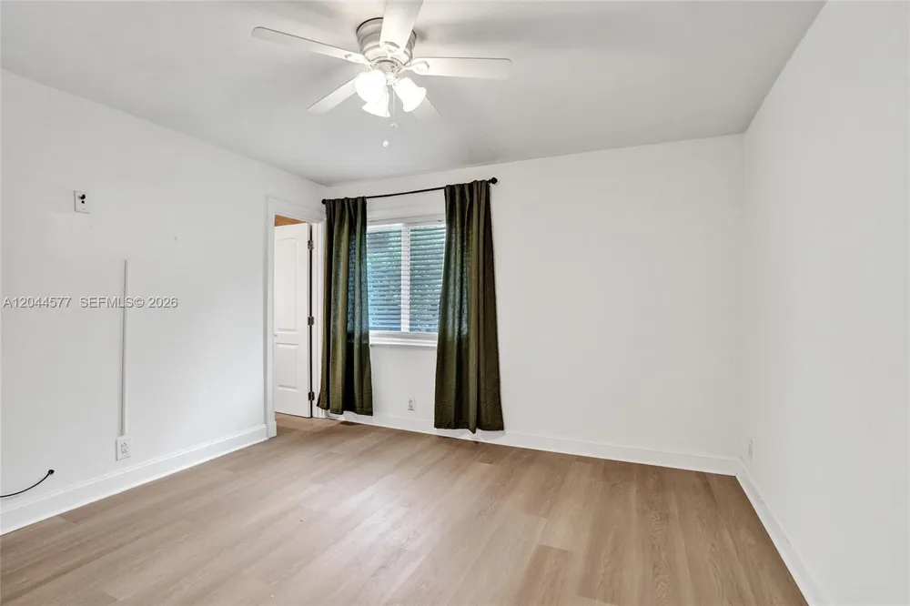 7812 SW 7th Pl North Lauderdale, FL 33068