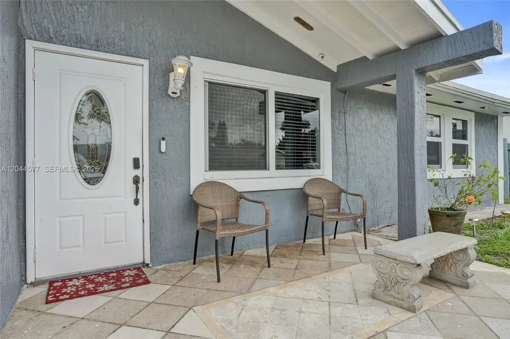 7812 SW 7th Pl North Lauderdale, FL 33068