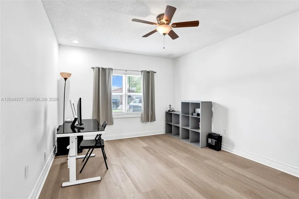 7812 SW 7th Pl North Lauderdale, FL 33068