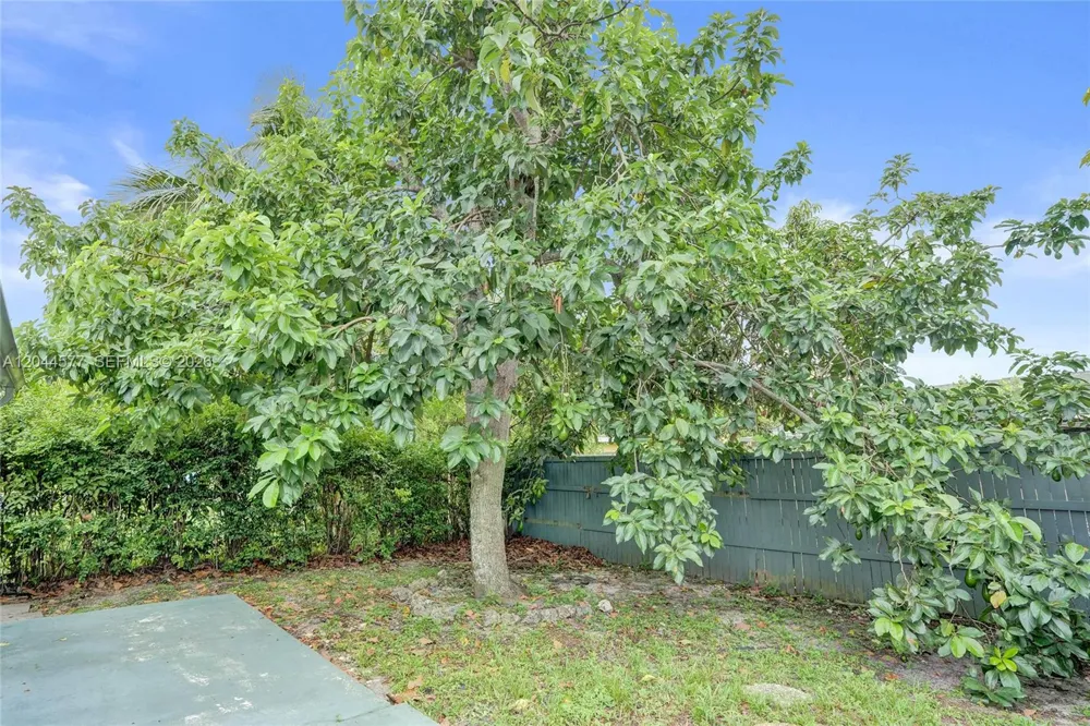 7812 SW 7th Pl North Lauderdale, FL 33068