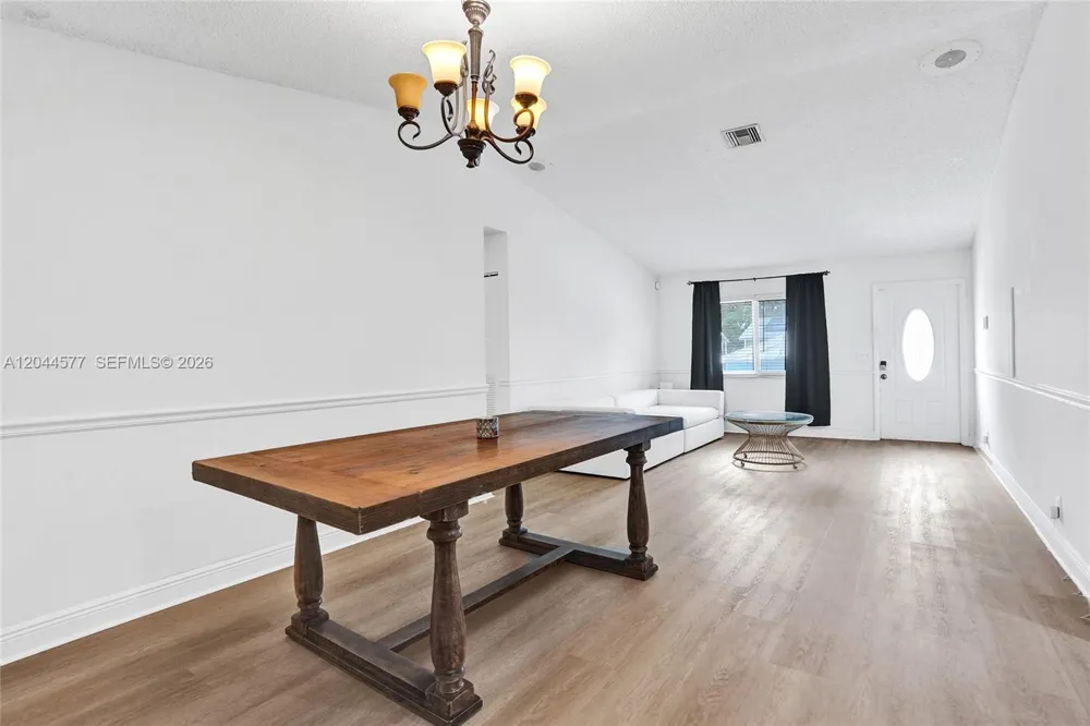 7812 SW 7th Pl North Lauderdale, FL 33068