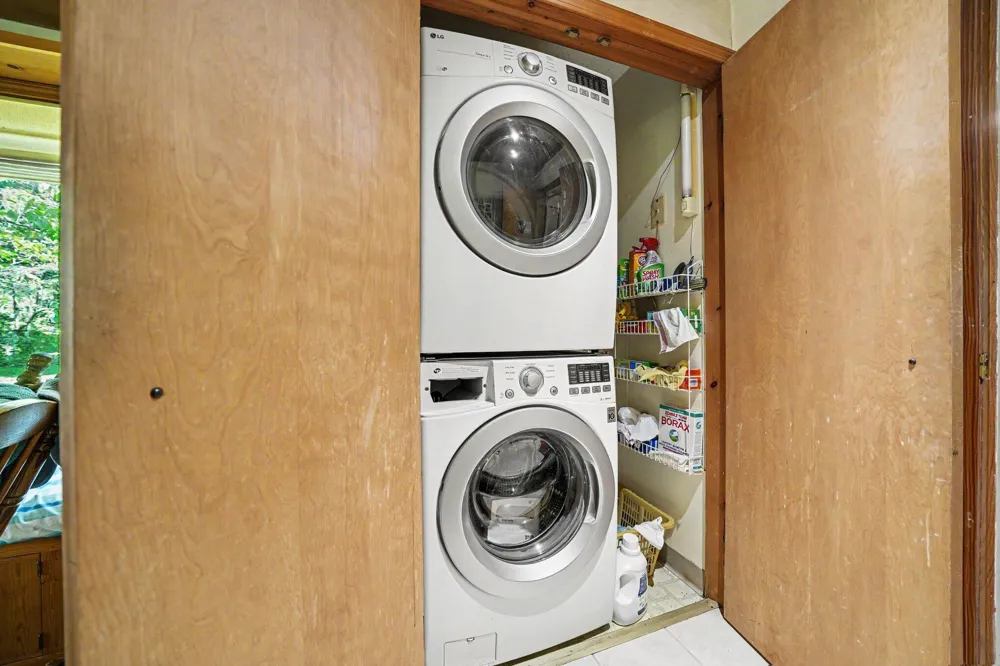 5497 Wilson Street Coloma, MI 49038
