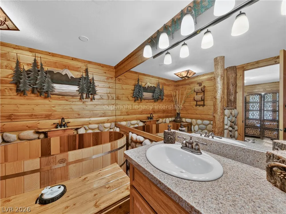 390 E 300 S #1B,3B,6B,9B Parowan, UT 84761