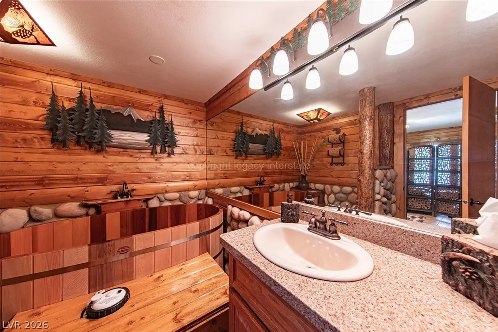 390 E 300 S #1B,3B,6B,9B Parowan, UT 84761