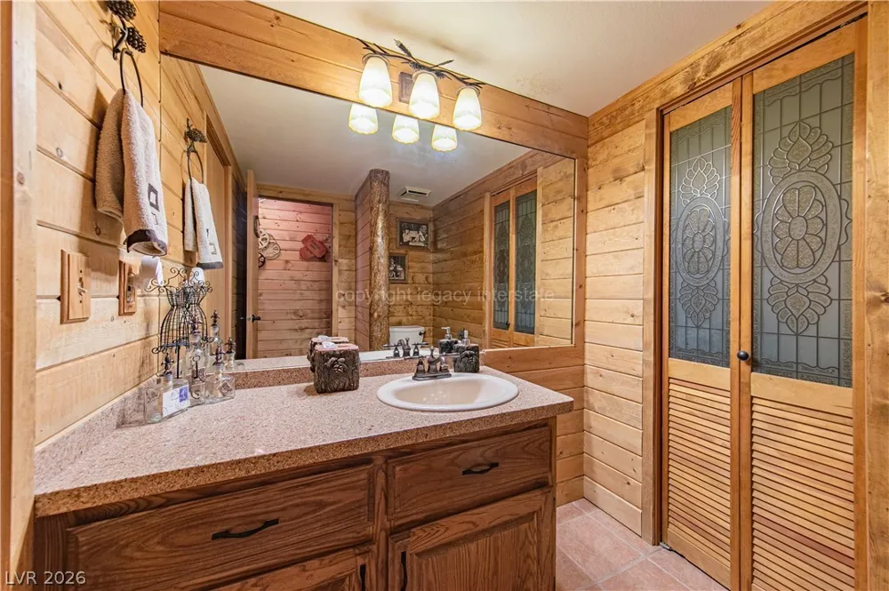 390 E 300 S #1B,3B,6B,9B Parowan, UT 84761