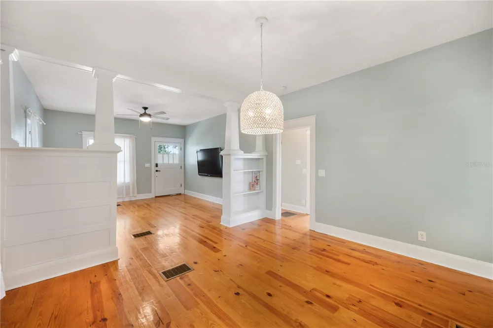 817 E LIME STREET Lakeland, FL 33801