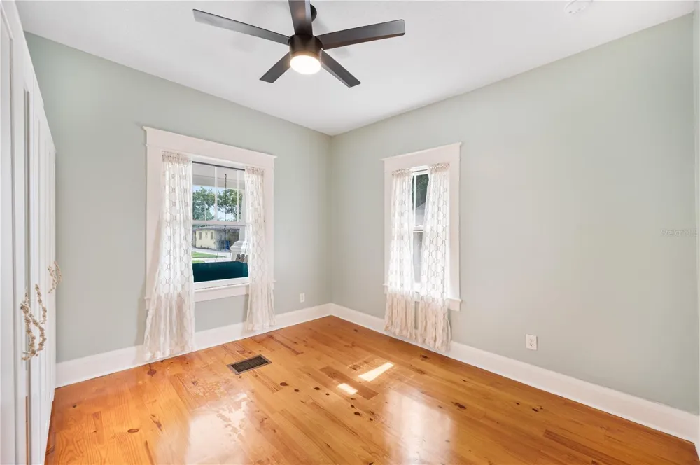 817 E LIME STREET Lakeland, FL 33801