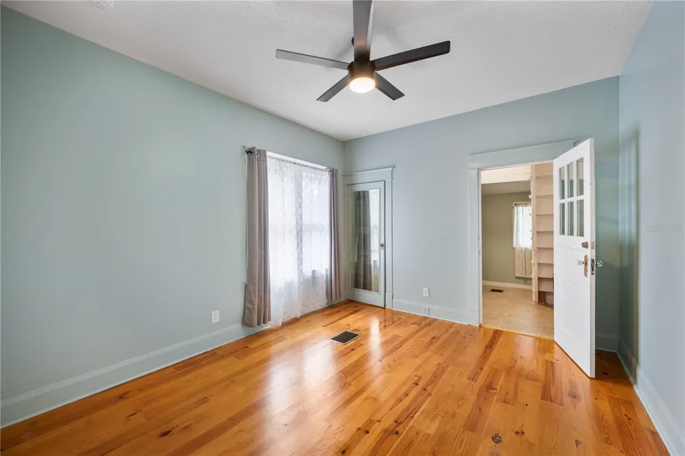 817 E LIME STREET Lakeland, FL 33801