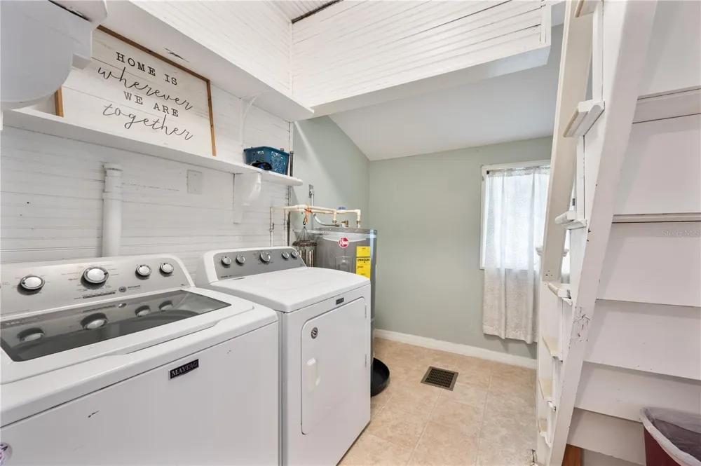 817 E LIME STREET Lakeland, FL 33801