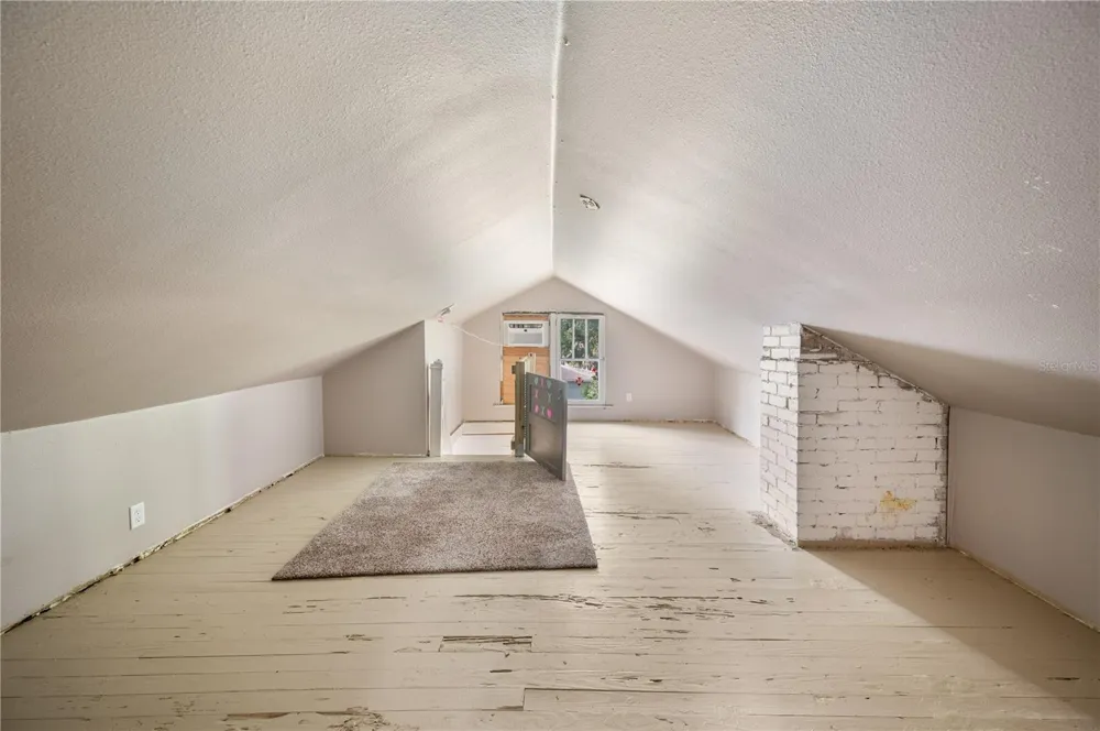 817 E LIME STREET Lakeland, FL 33801