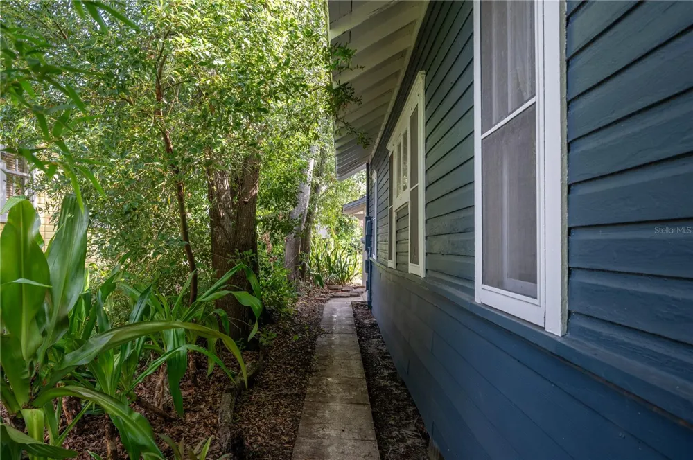 817 E LIME STREET Lakeland, FL 33801