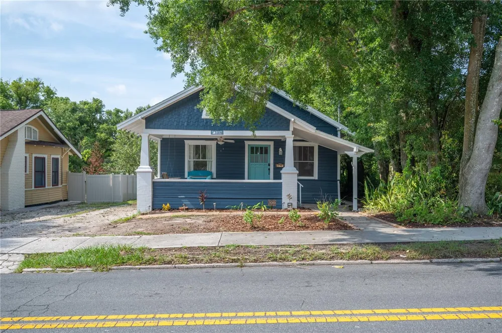 817 E LIME STREET Lakeland, FL 33801