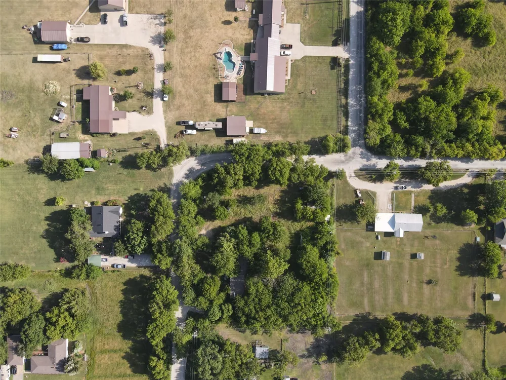 11152 Metz Road Sanger, TX 76266