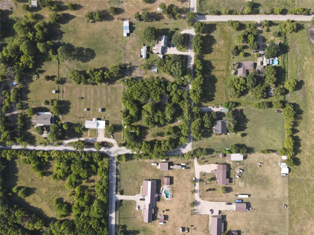 11152 Metz Road Sanger, TX 76266