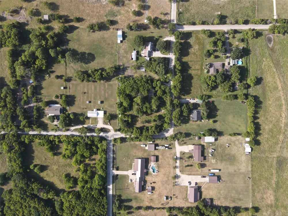 11152 Metz Road Sanger, TX 76266