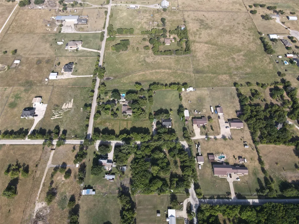 11152 Metz Road Sanger, TX 76266