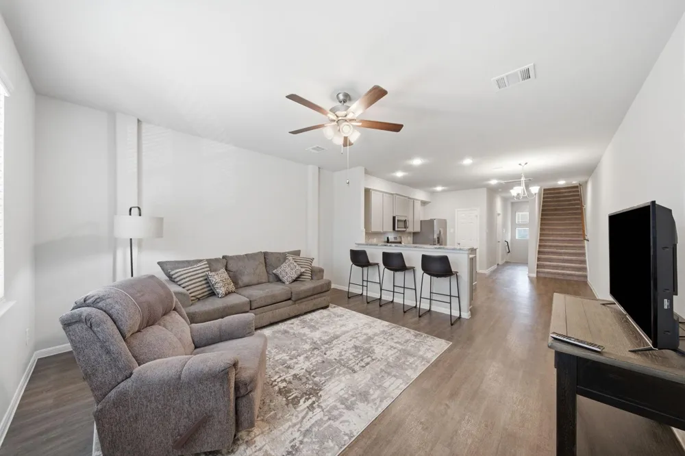 3607 Vineyard Lane Pasadena, TX 77504