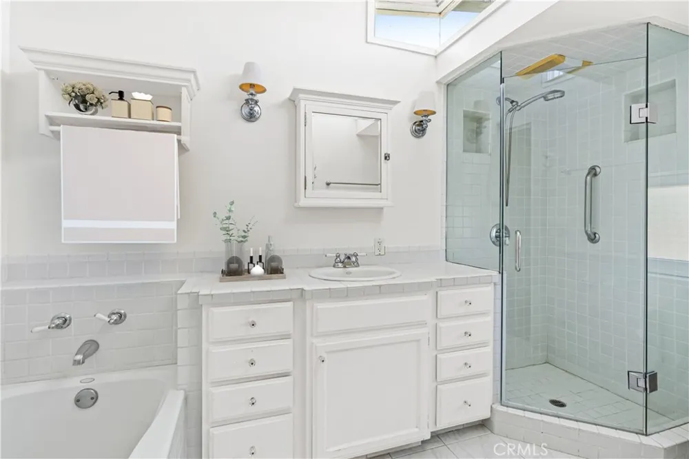 4040 East Boulevard Mar Vista, CA 90066