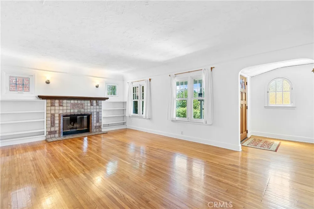 4040 East Boulevard Mar Vista, CA 90066