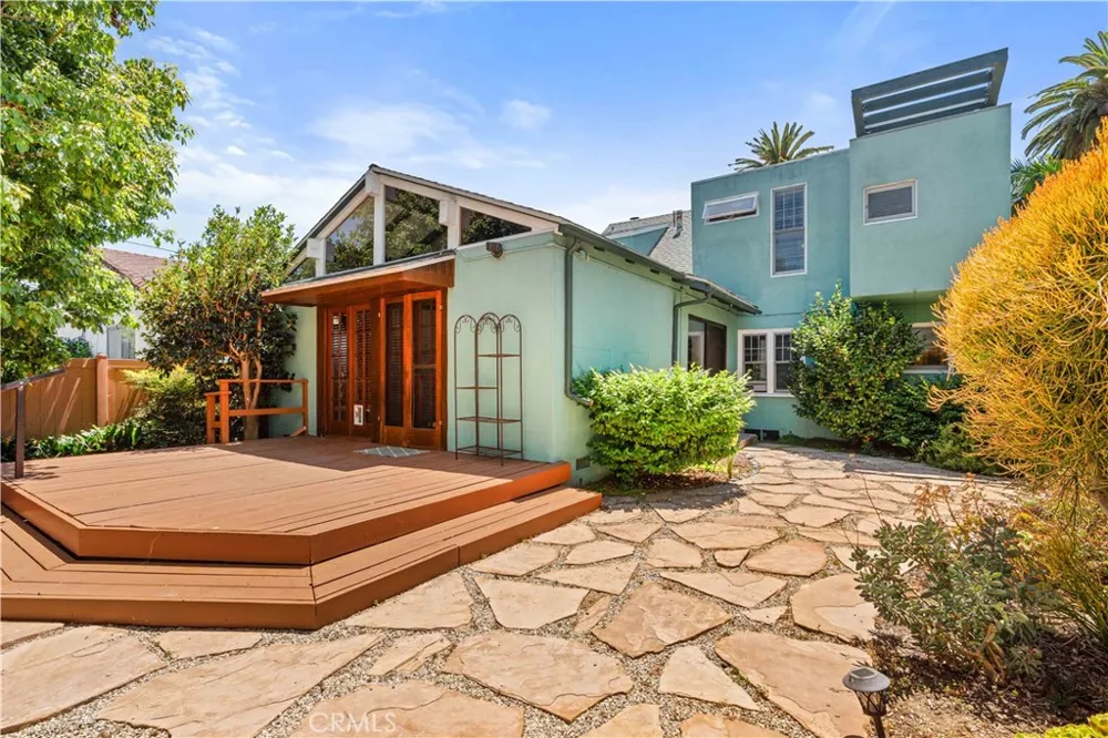 4040 East Boulevard Mar Vista, CA 90066