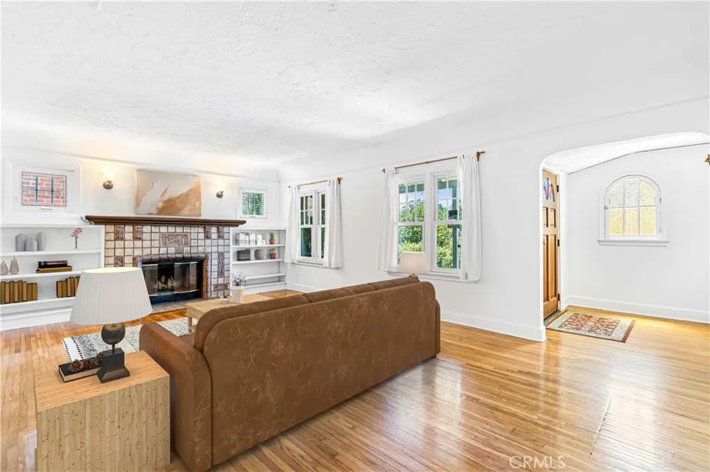 4040 East Boulevard Mar Vista, CA 90066