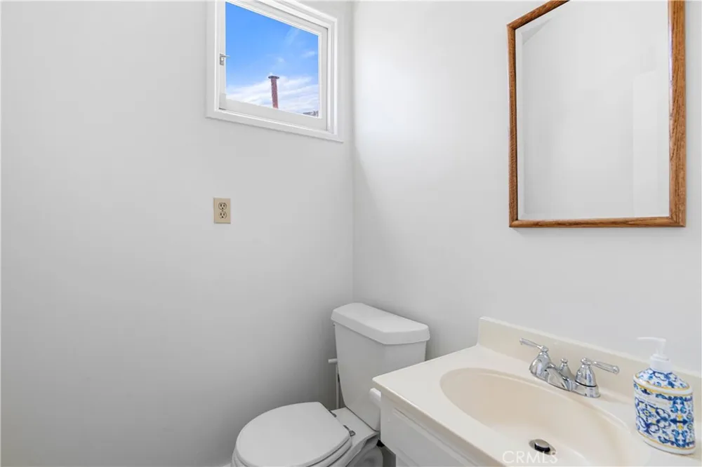 4040 East Boulevard Mar Vista, CA 90066