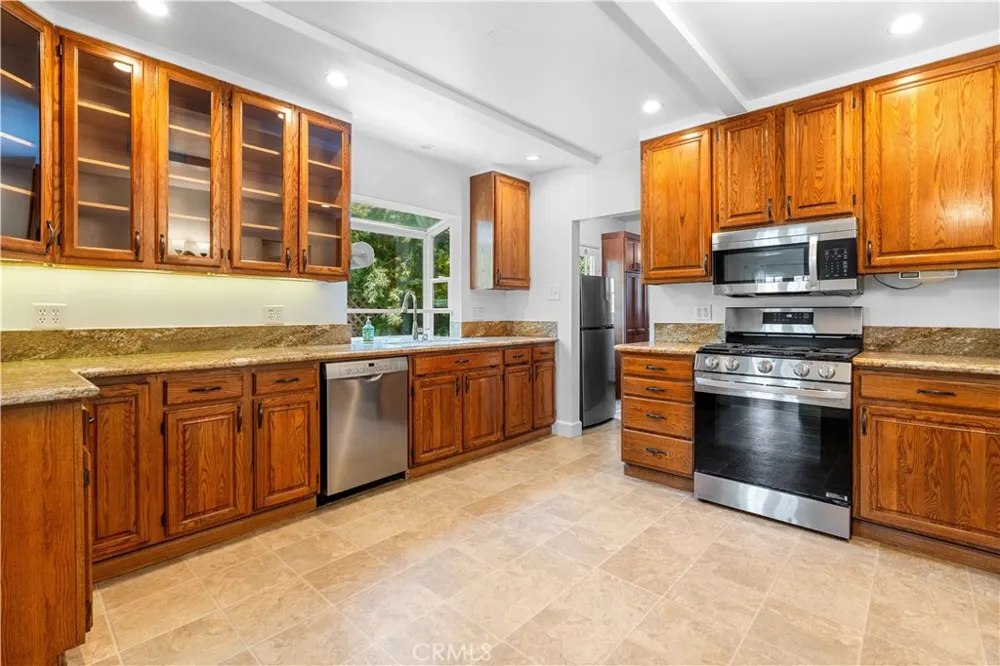 4040 East Boulevard Mar Vista, CA 90066