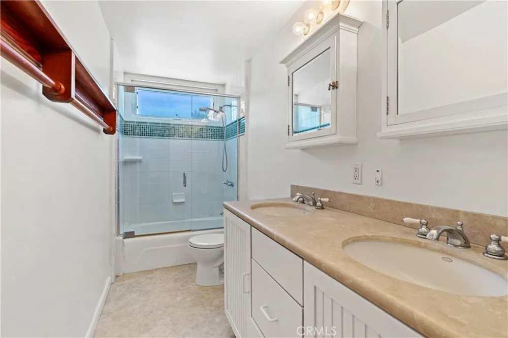 4040 East Boulevard Mar Vista, CA 90066