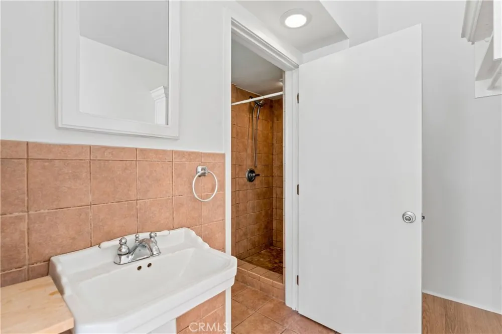 4040 East Boulevard Mar Vista, CA 90066