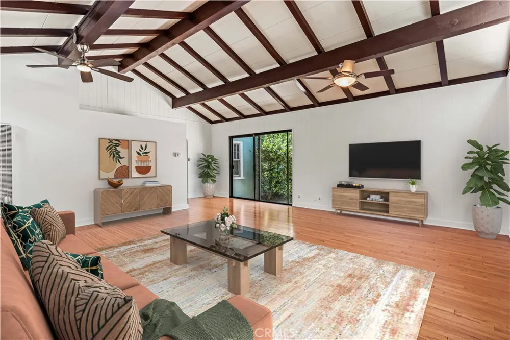 4040 East Boulevard Mar Vista, CA 90066