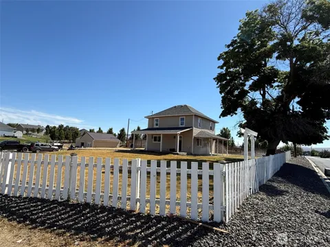 990 Lancaster Road