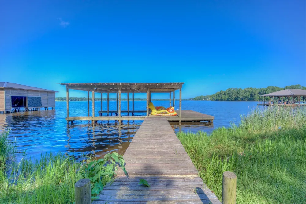 111 Oak Leaf Trail Benton, LA 71006