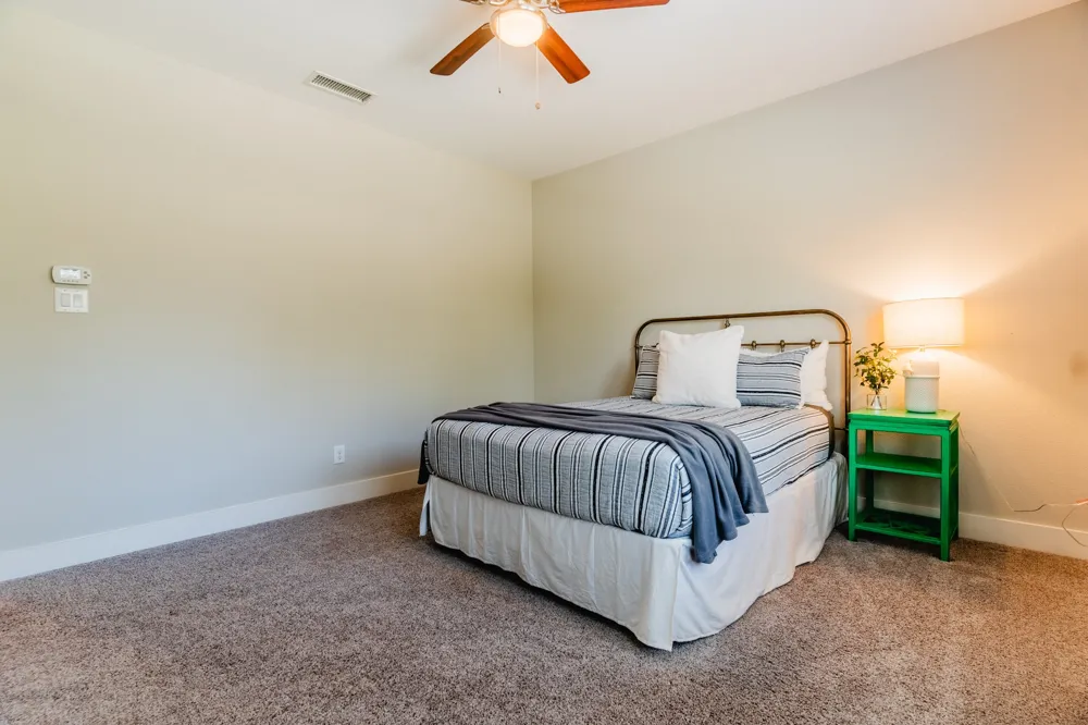 32 Coffee Circle Pottsboro, TX 75076