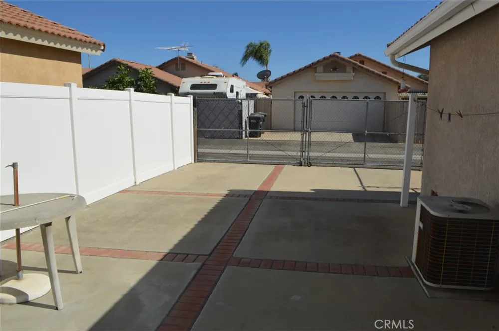 2935 W Fruitvale Hemet, CA 92545