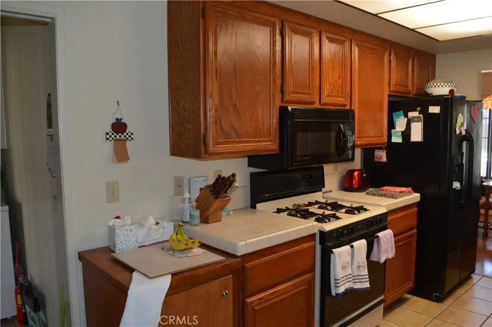 2935 W Fruitvale Hemet, CA 92545