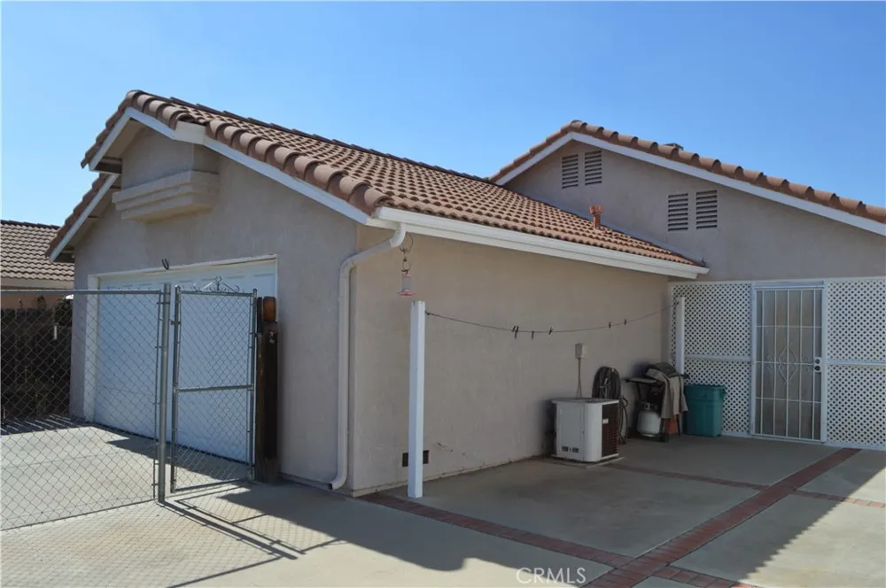 2935 W Fruitvale Hemet, CA 92545