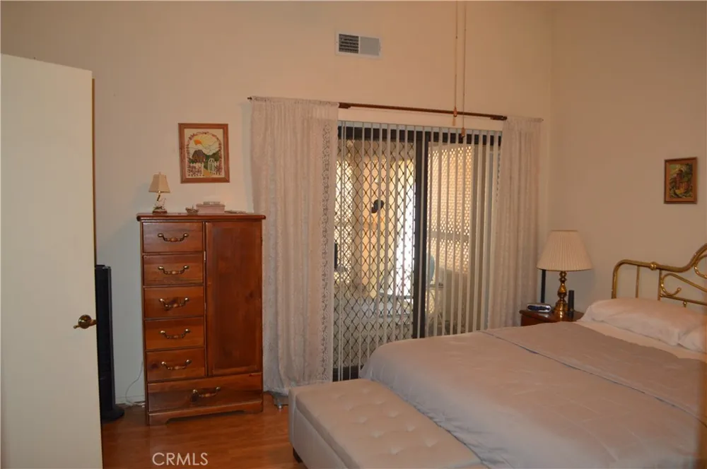 2935 W Fruitvale Hemet, CA 92545
