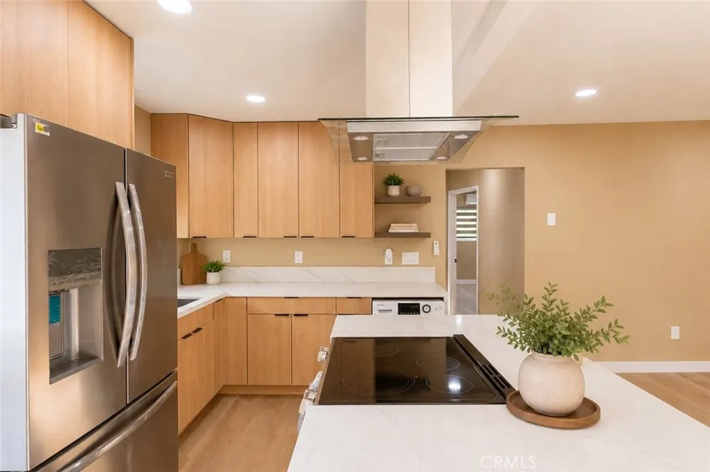 3960 Arizona Street #8 San Diego, CA 92104