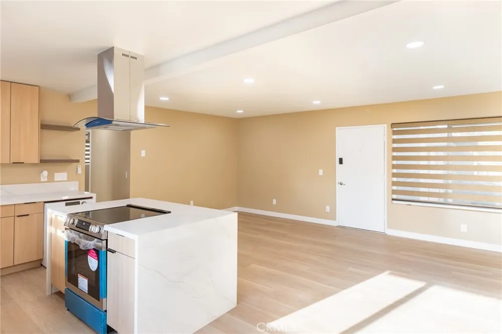 3960 Arizona Street #8 San Diego, CA 92104