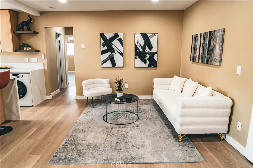 3960 Arizona Street #8 San Diego, CA 92104