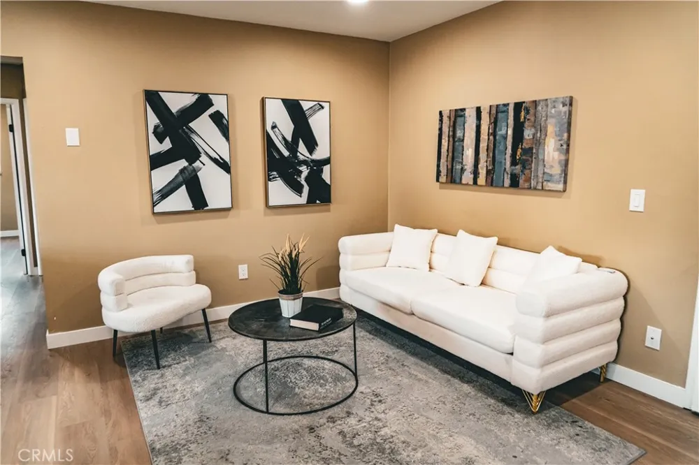 3960 Arizona Street #8 San Diego, CA 92104