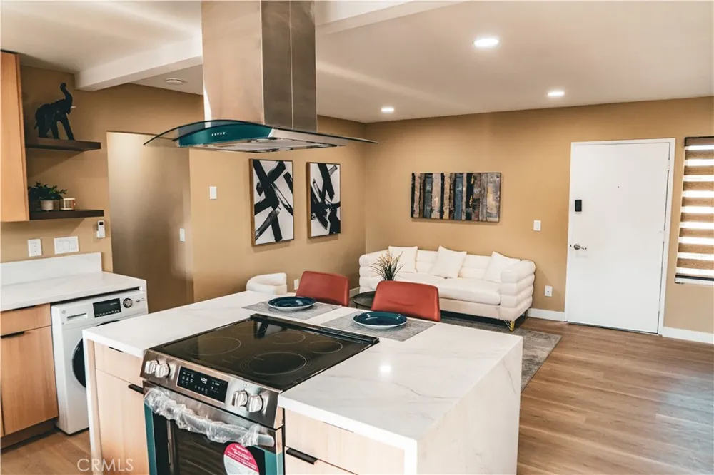 3960 Arizona Street #8 San Diego, CA 92104