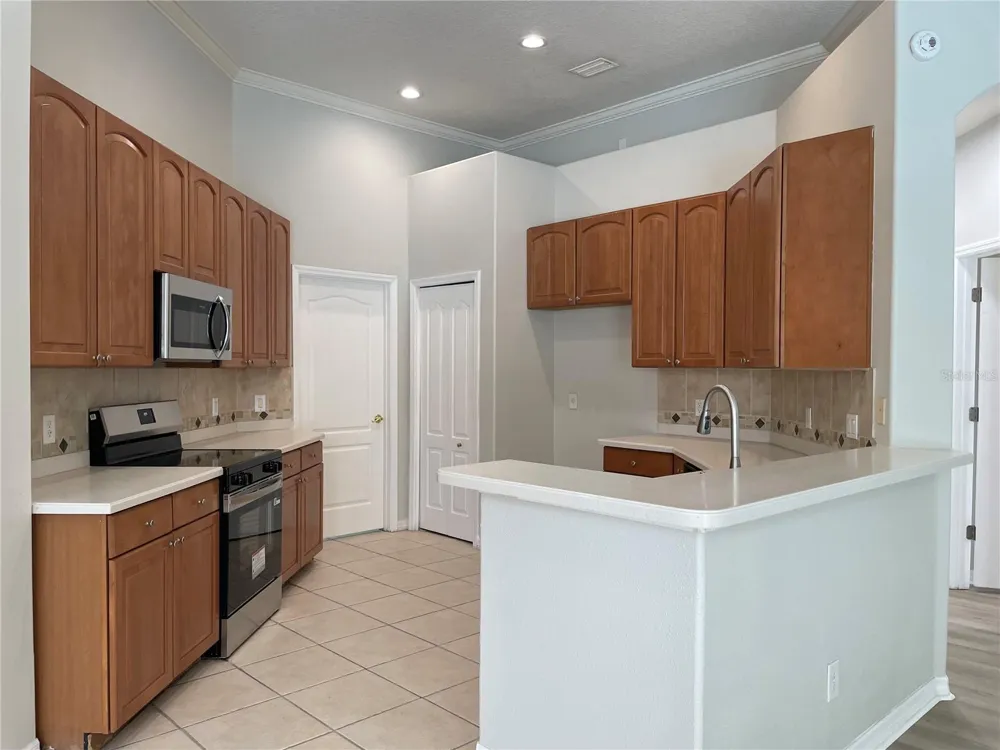 6119 PALOMINO CIRCLE Bradenton, FL 34201