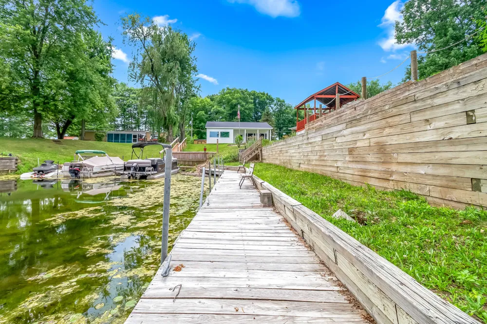 6915 Rowley Drive Osseo, MI 49266