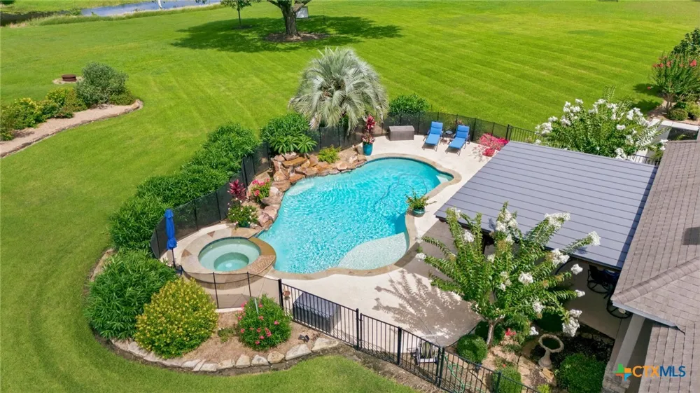 409 Barbara Street Ganado, TX 77962