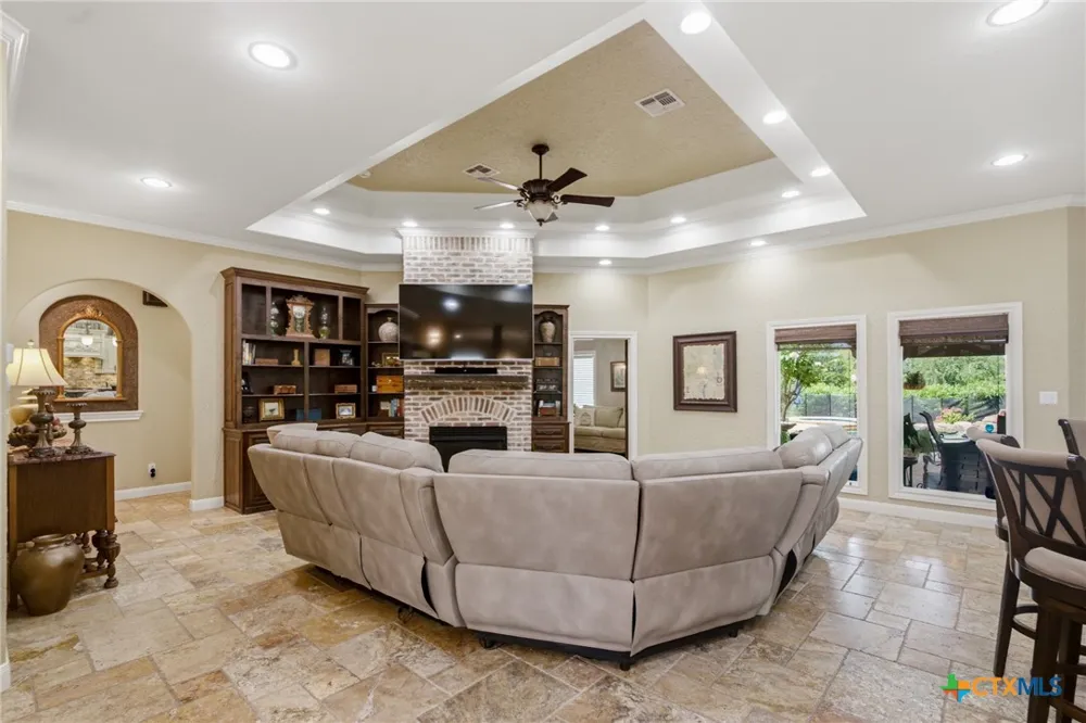 409 Barbara Street Ganado, TX 77962